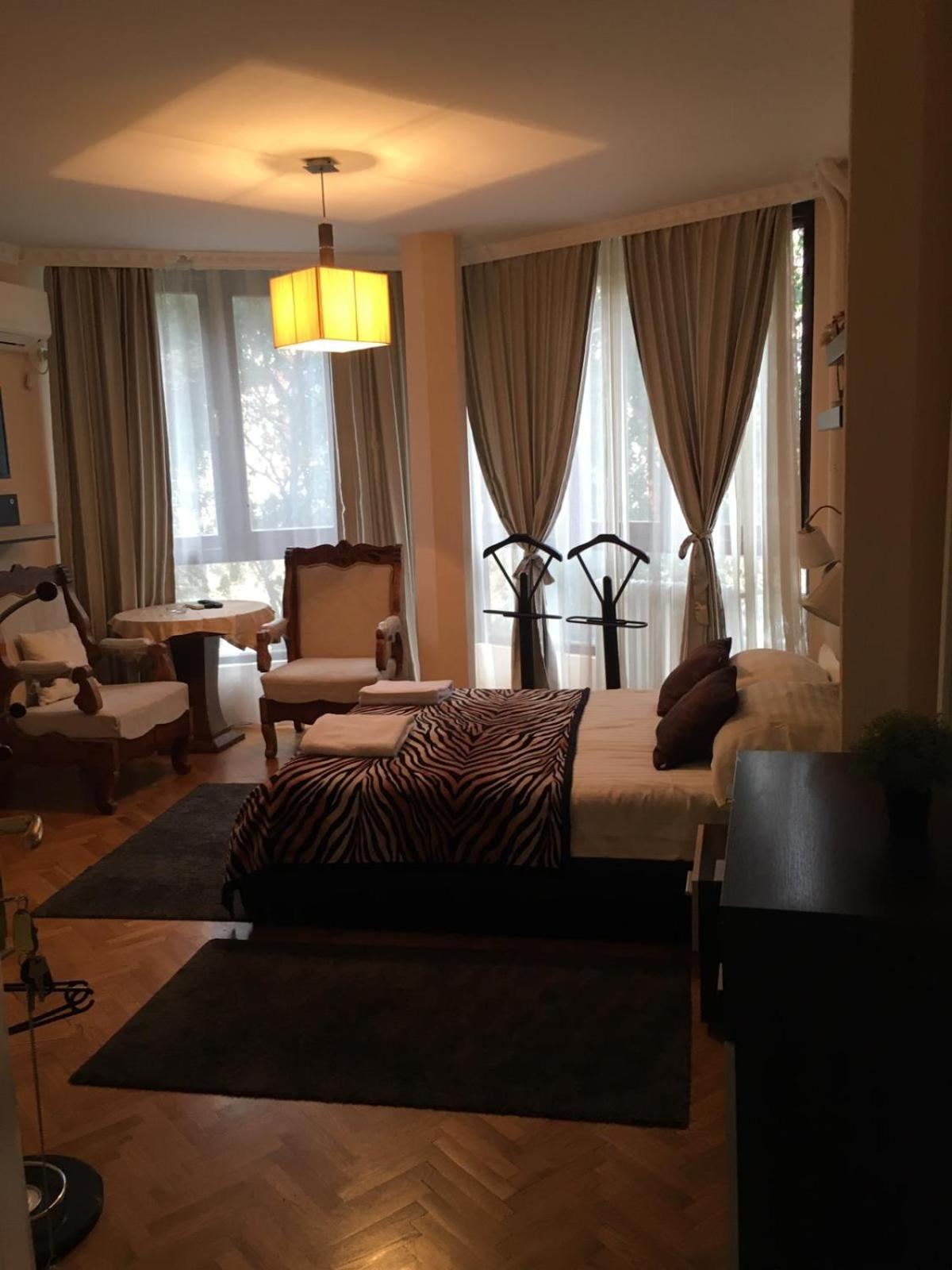 Visoki Stevan Apartments Beograd Eksteriør billede